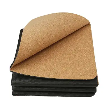 Folding travel mat